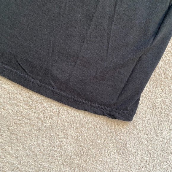 Of Mice & Men L Never Giving Up MMXV 2015 Graphic Band Tee T-Shirt Metalcore - Picture 9 of 11